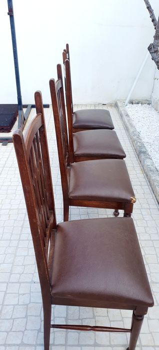 Conjunto jantar de 4 Cadeiras Madeira Maciça