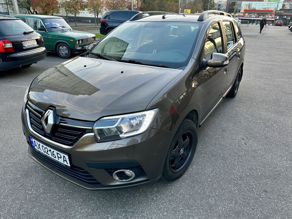 Продаем свою Renault Logan 2019 гв Дизель K9K