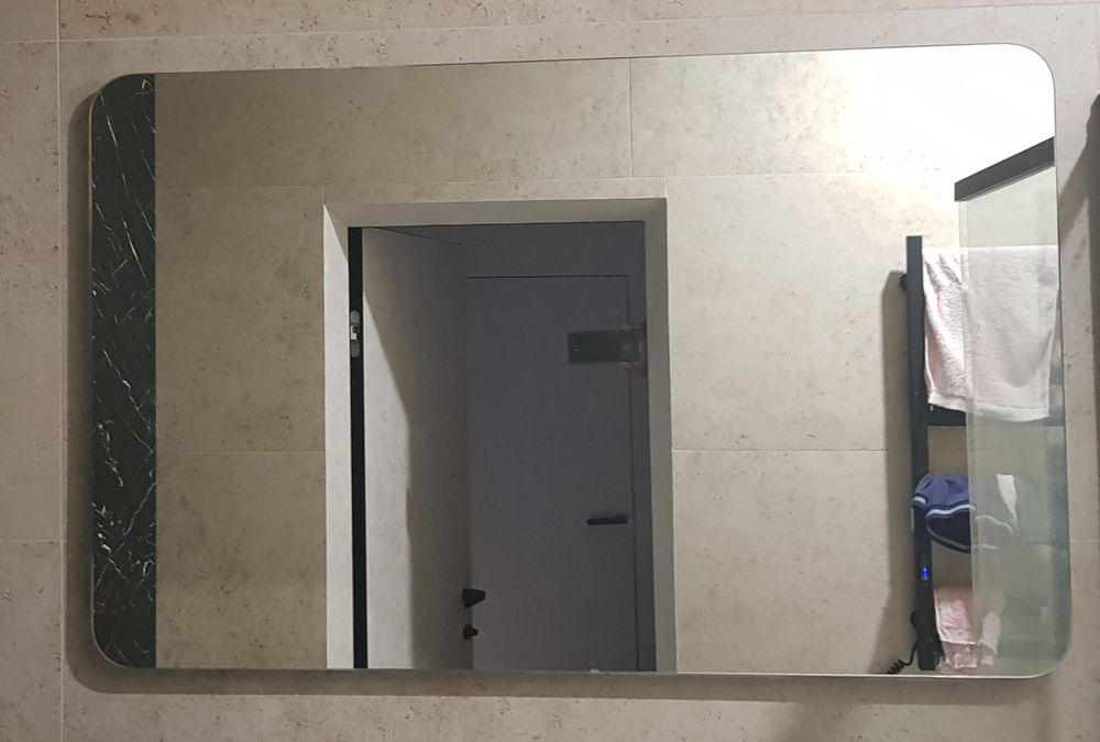 Продам Дзеркало 1100×700