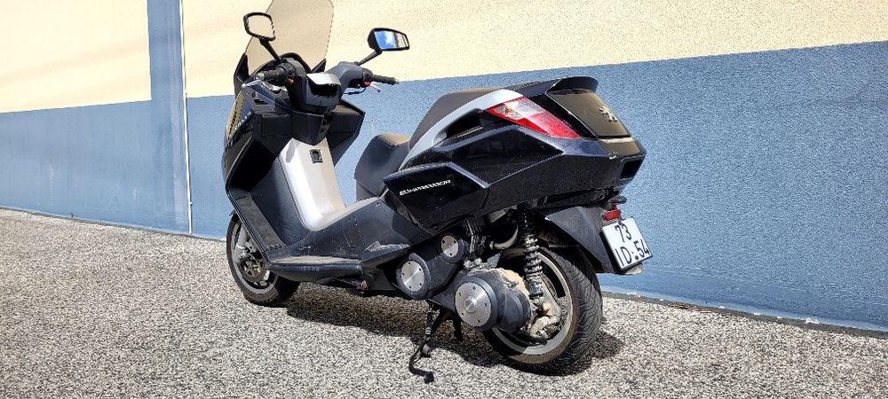 Peugeot Satelis 125i Compressor