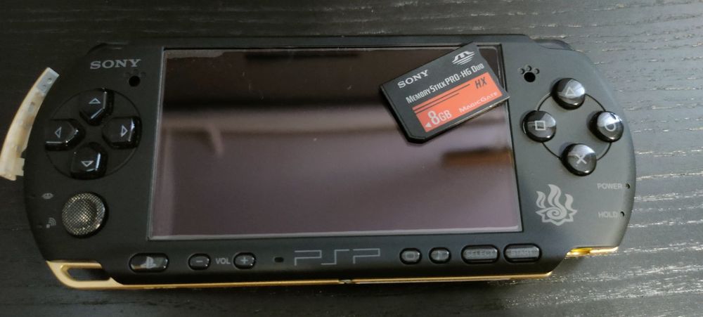 PSP 3000 Monster Hunter edition