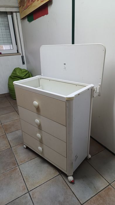 Comoda banheira/ troca fraldas