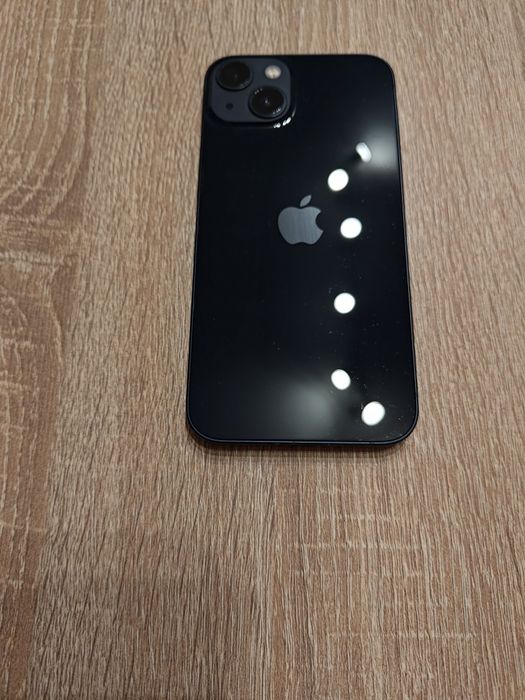 Iphone 13 w bardzo dobrym stanie