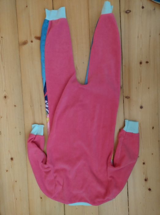Piżama w całości r. 110