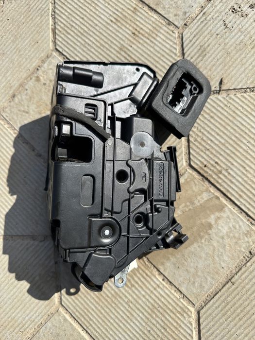 Замок двері (передній лівий) VAG, Skoda, VW 25E-5E2837015