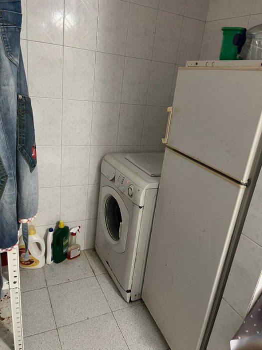 Quarto individual individual, em T4, com contrato, em frente à UA