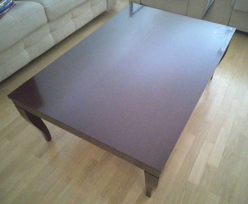 Mesa de centro retangular em mogno