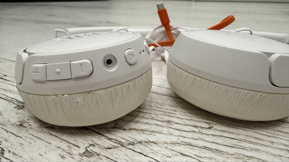 Навушники Jbl Tune660NC