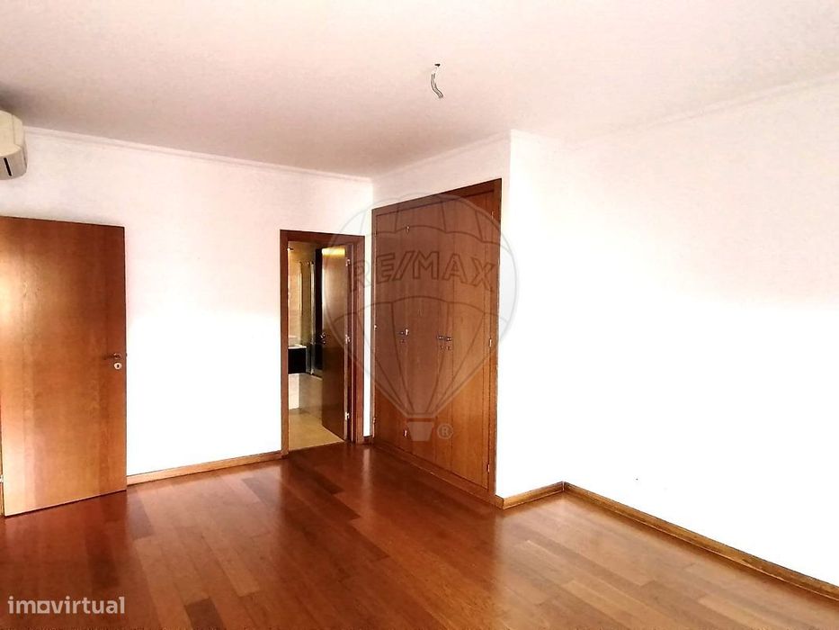 Apartamento T2 para arrendamento