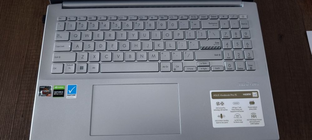Asus Vivobook pro 15 16/512 OLED RTX 3050