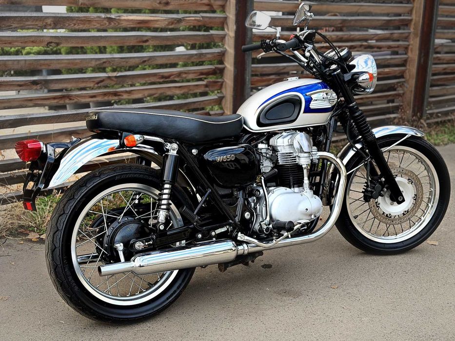 Kawasaki W650 2000 року, 1,3 тис. км пробігу