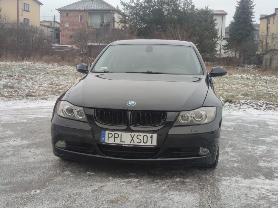 Bmw e90 320d 163km navi xenon pdc cupholdery