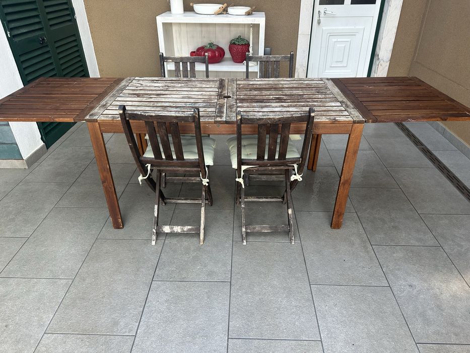 Musa IKEA + 4 Cadeiras