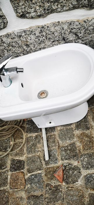 Bidé em ótimo estado