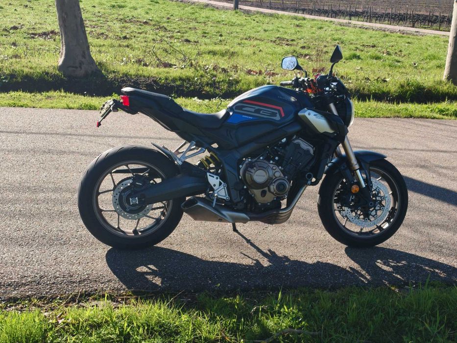 Vendo Honda CB 650R