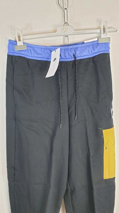 nike Spodnie Sportswear Cargo Fleece Pant Su rozmiar s