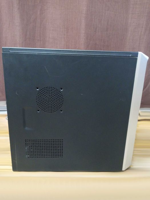 AMD Phenom II X4 BE / ASRock AliveX / 16 GB RAM/ SSD 250 GB / Win 10