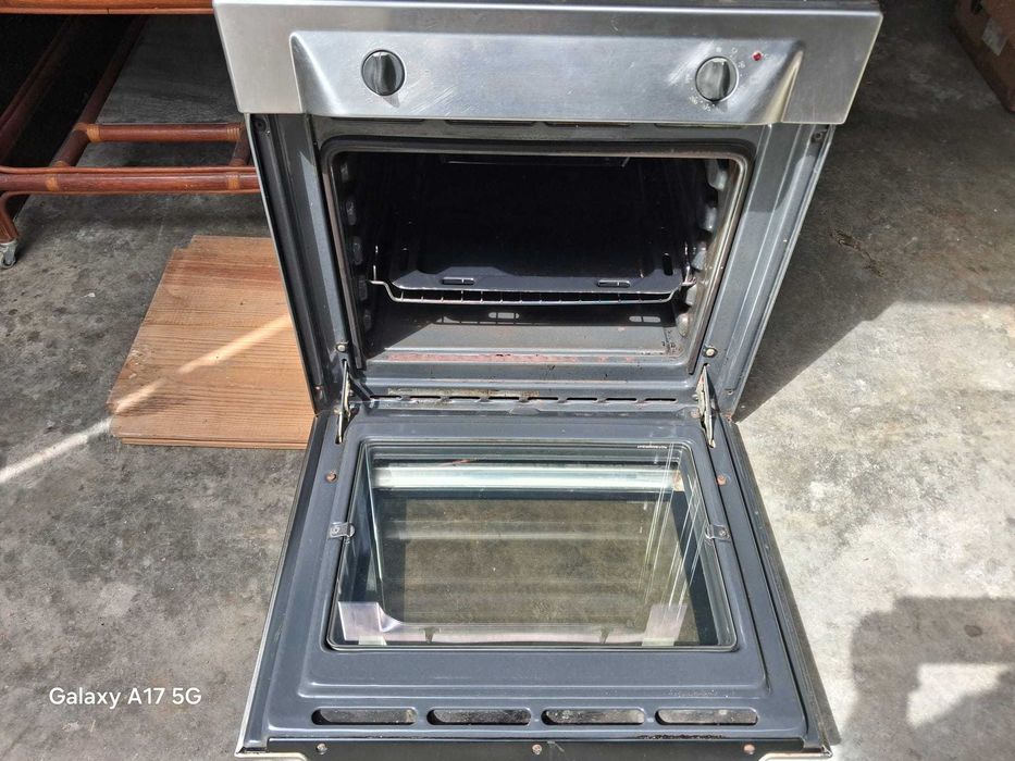 Forno Elétrico de Encastrar Candy