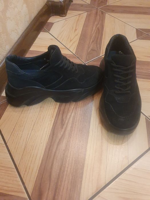 Кросівки жіночі замш