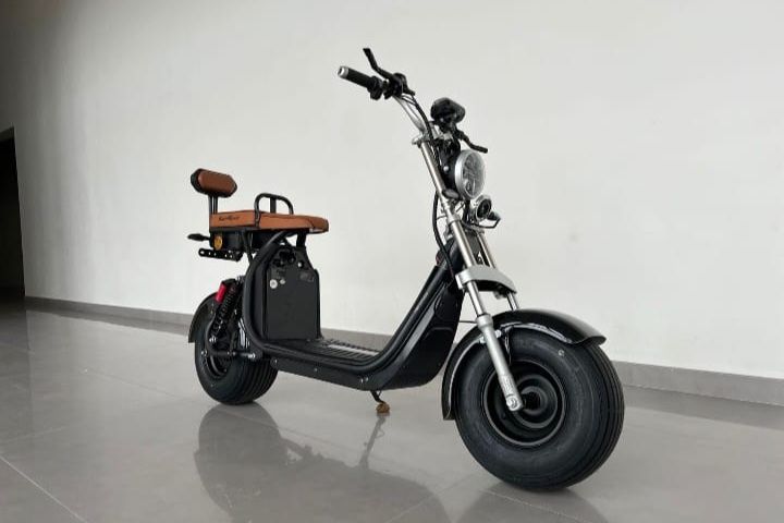 Moto eletrica com documentos