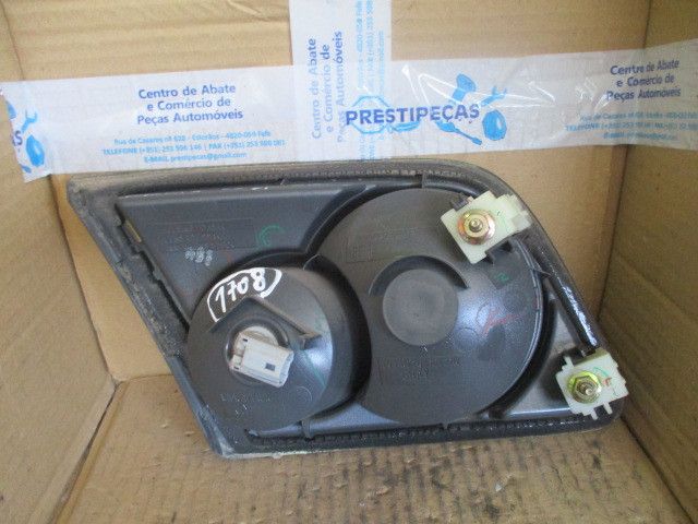 Farolim da mala direito MAZDA 6 Hatchback (GG)