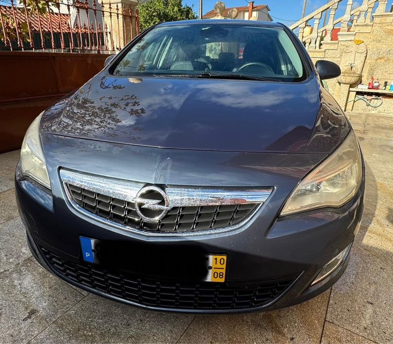 Opel Astra J 1.7 CDTI 125 cv – 2010 | 200.000 km foto 2