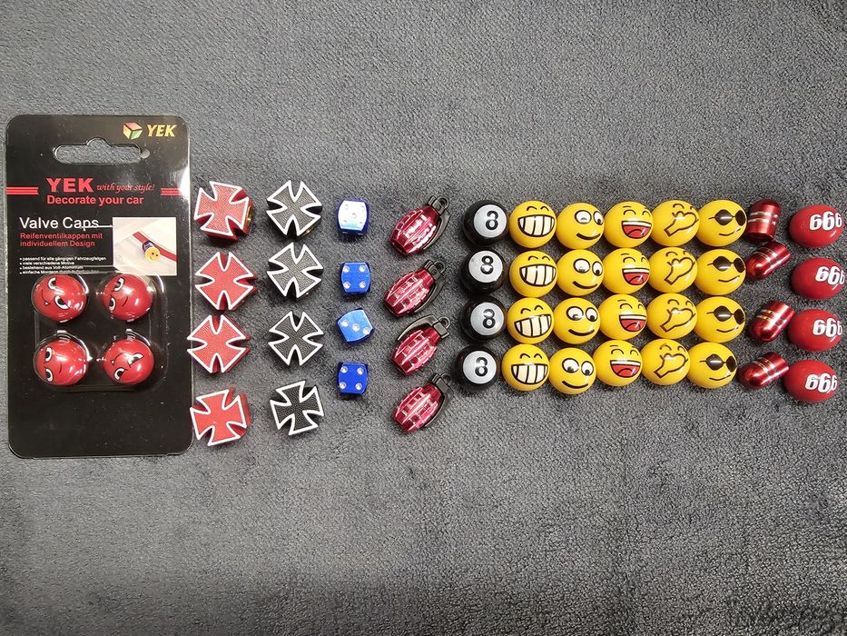 Nakrętki na wętyle do wózka, roweru, samochodu. Zabawne wzory