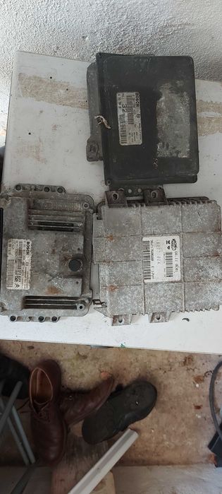 Eletronicas de carros.