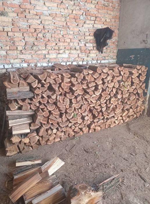 Продаю Дрова-рубанi 30см Акация Берест Ясень Сосна