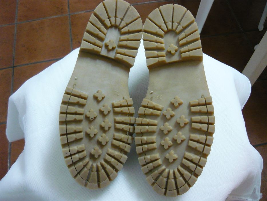 Sapatos casual de Senhora -39- em pele - novos!