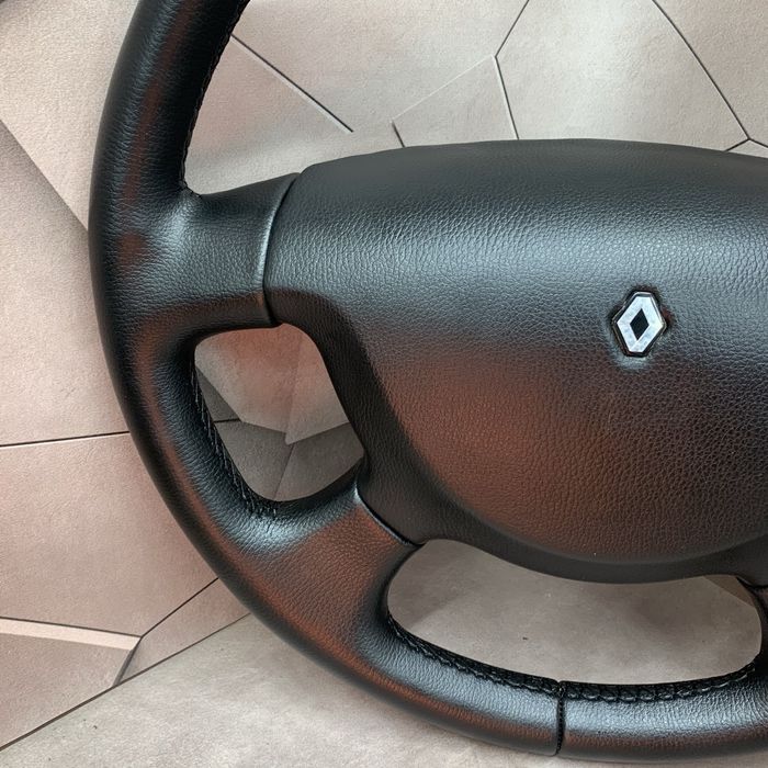 Перетягнутий руль до Рено Магнум Renault Magnum Euro 3 Euro 5 на обмін