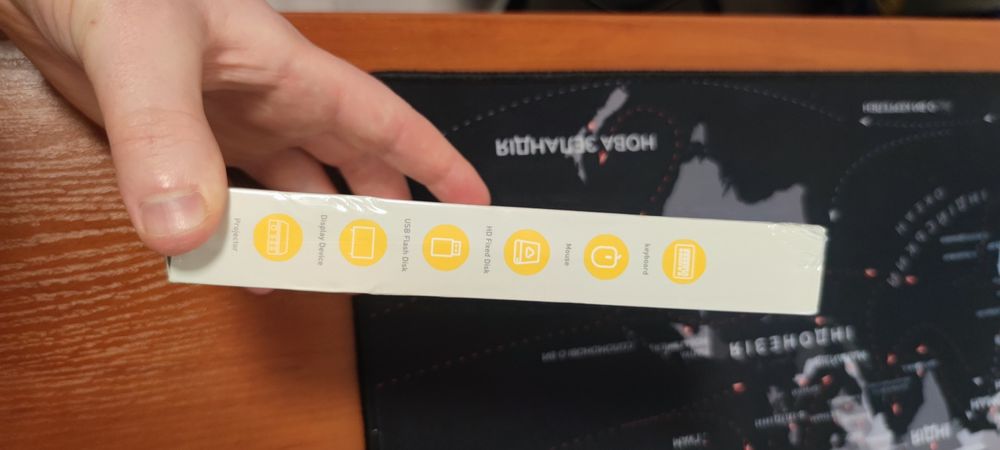 Essager usb hub 8 in 1 , новий