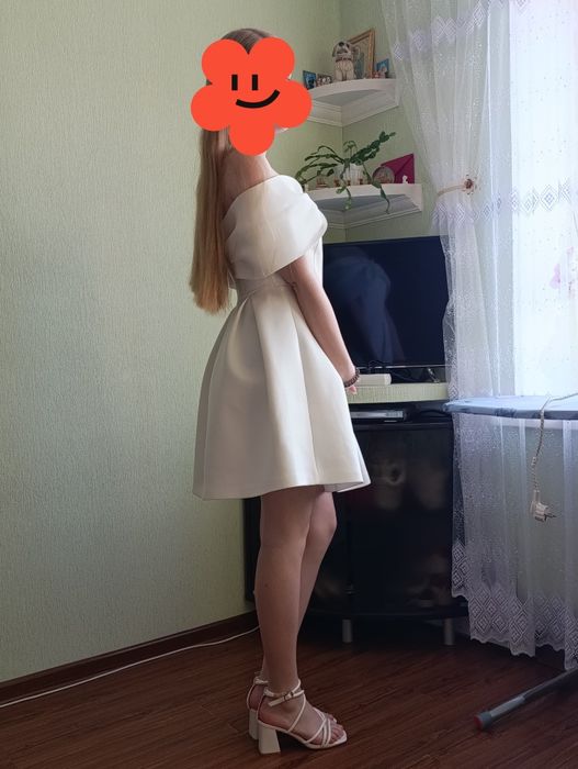 Плаття на випускний