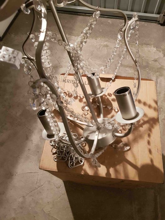 żyrandol ikea kristaller