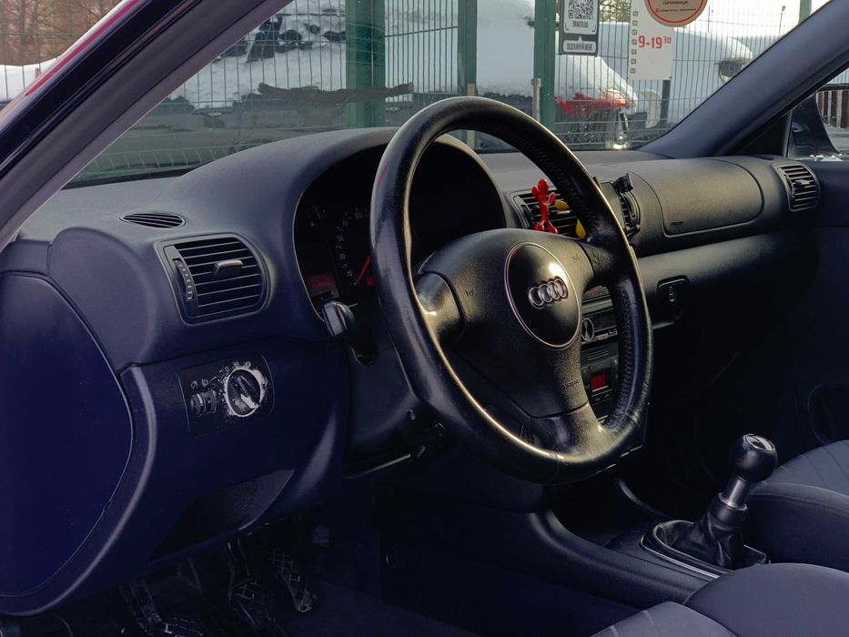 Audi A3 2002 1.6 бензин