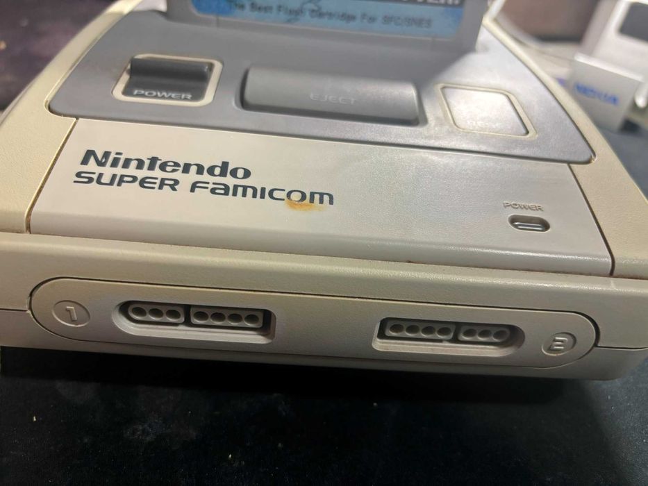 Super Nintendo Famicom