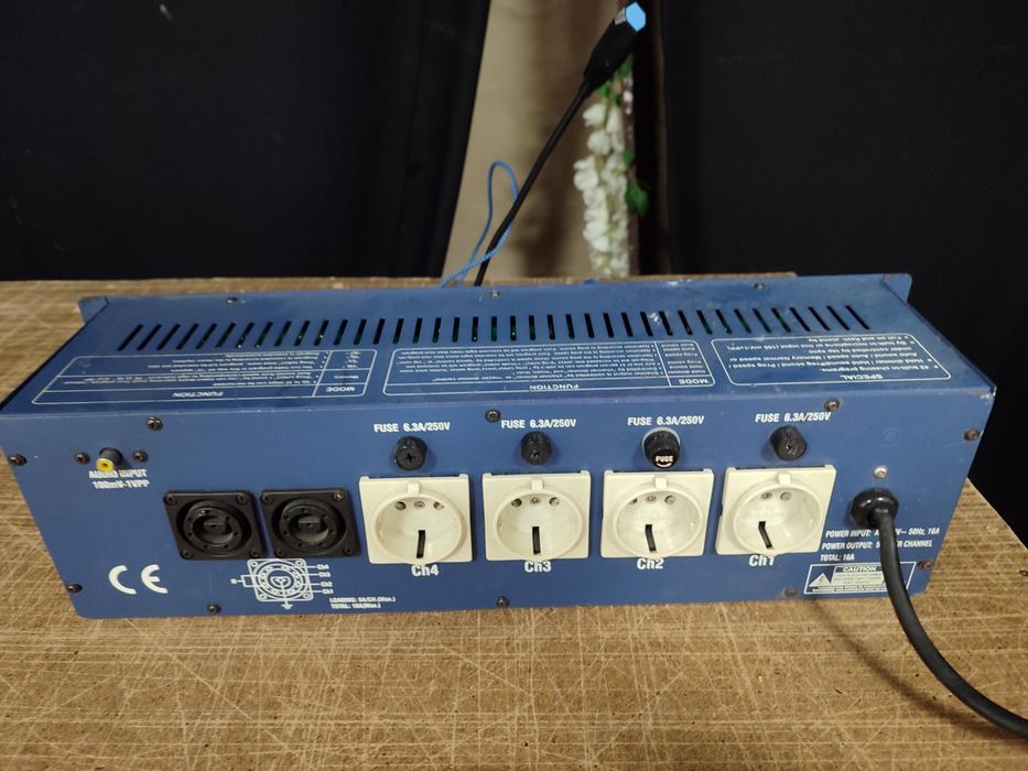 Диммер Showtec Lite Power 4 channel DMX