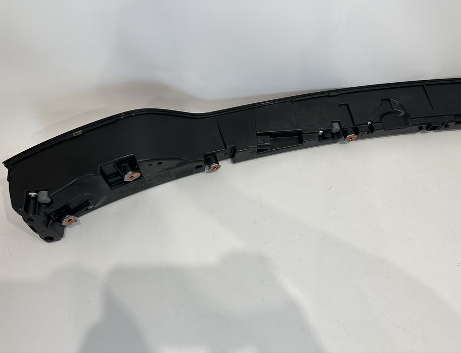 Porsche Cayenne фонарі задні фонарь оптка задня наявність 9Y094581AH