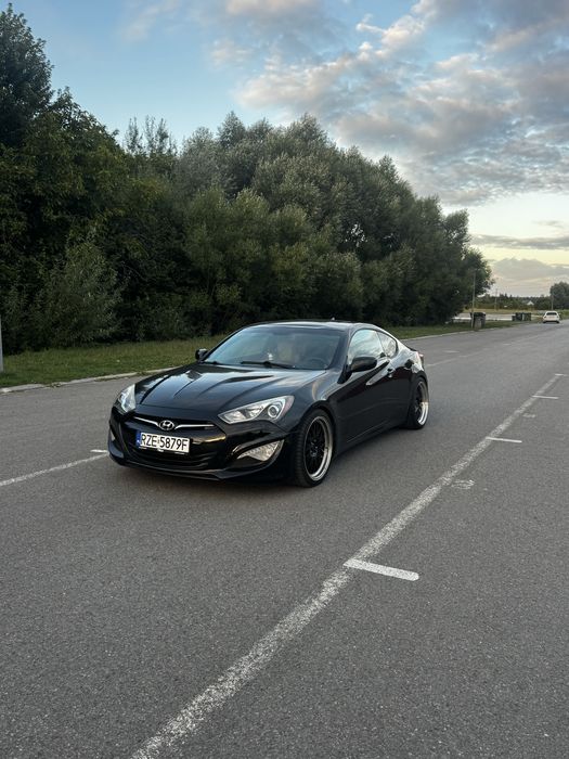Hyundai Genesis Coupe