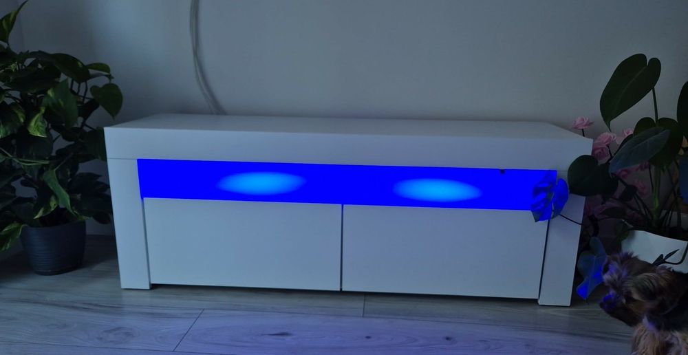 Komoda  RTV biała podświetlenie LED
