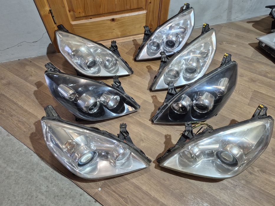 Фари Опель Вектра Ц Сігнум рестайл.