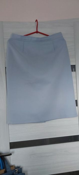 Spódnica do kolan blekitna L