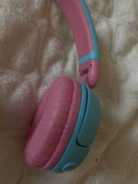 Навушники JBL (Б/У в чудовому стані в синьо рожевому кольорі).