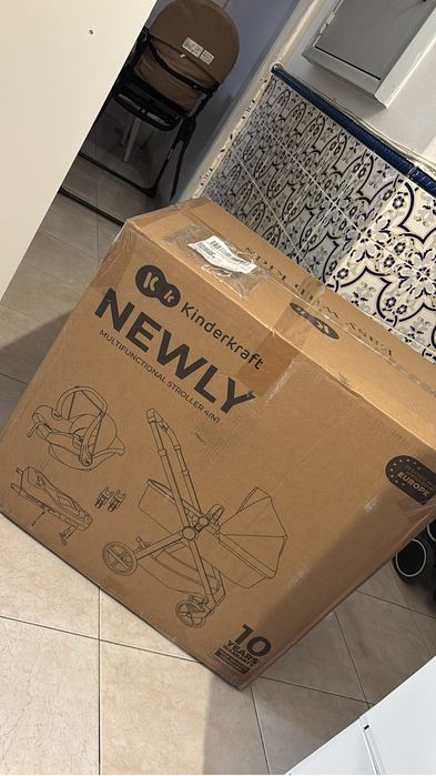 Carrinho KinderKraft 4em1 Novo, Sem Garantia