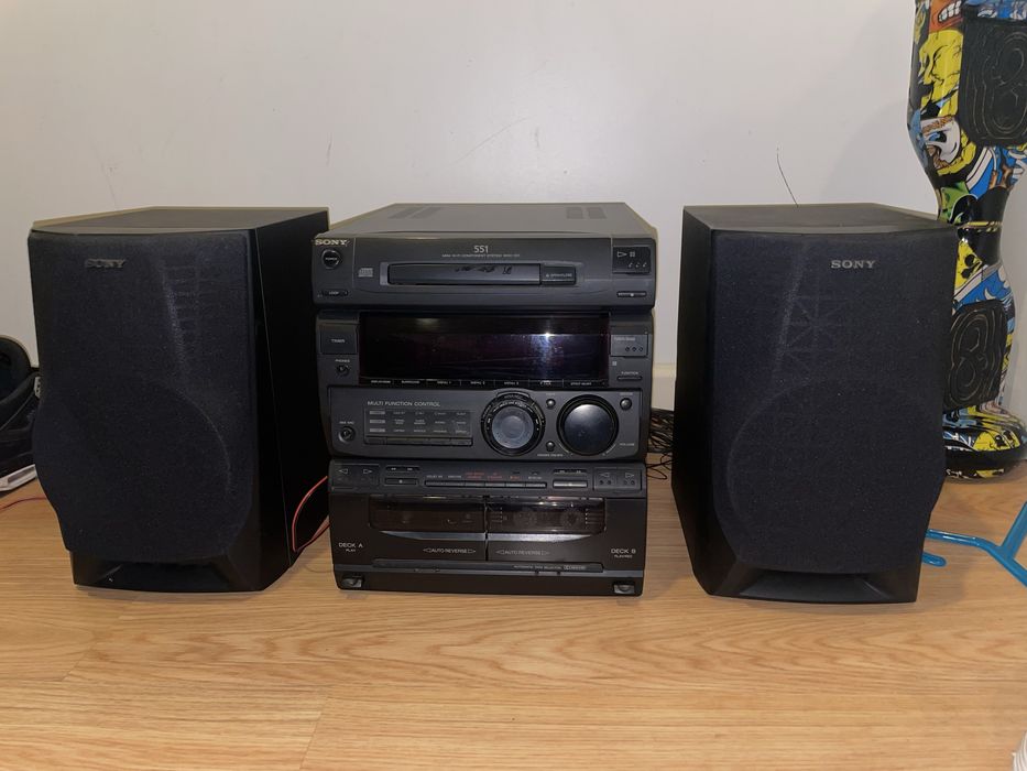 Sistema de Som Sony MHC-551 (Hi-Fi com Leitor CD, Cassetes e Colunas)