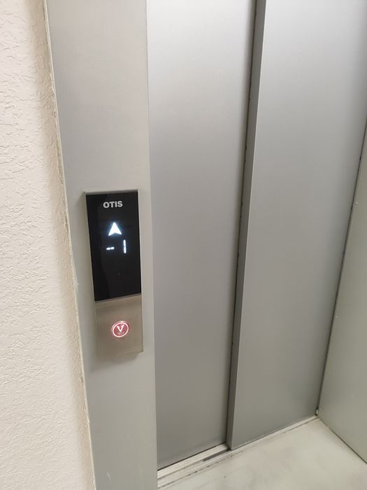 Продам квартиру  Розстрочка Ремонт Власник 46кв м зага