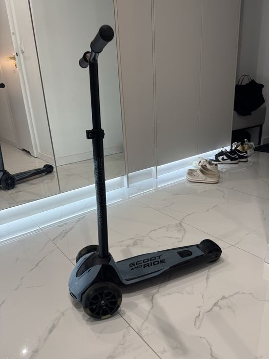 Scoot and ride Highwaykick 5 LED hulajnoga