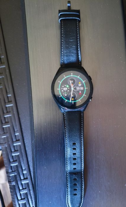 Продам  очень срочно Xiaomi watch s1