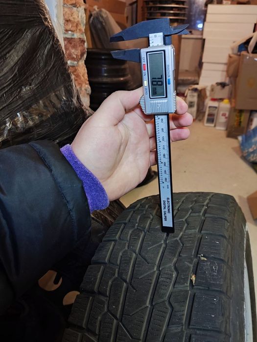 Зимова 23 рік гума 195/65 R15 Yokohama VW 5*112 et 43,  Germany