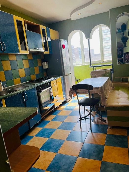 Сдам 3 комн 
Королева/ Вильямса